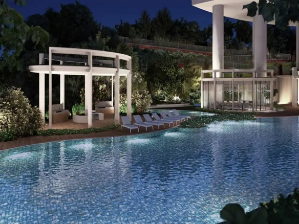One Pearl Bank Swimming Pool